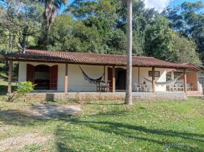 Tranquilidade e boa localização na Mata Atlântica